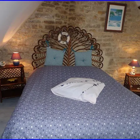 Chambres Et Tables D'hotes A L'auberge Touristique Meuvaines