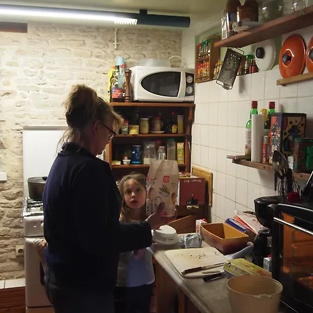 Chambres Et Tables D'hotes A L'auberge Touristique 3*