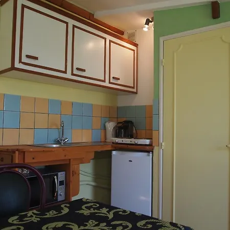 Bed & Breakfast Chambres Et Tables D'hotes A L'auberge Touristique 3*