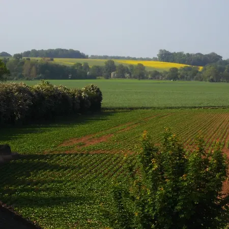 Bed & Breakfast Chambres Et Tables D'hotes A L'auberge Touristique Meuvaines