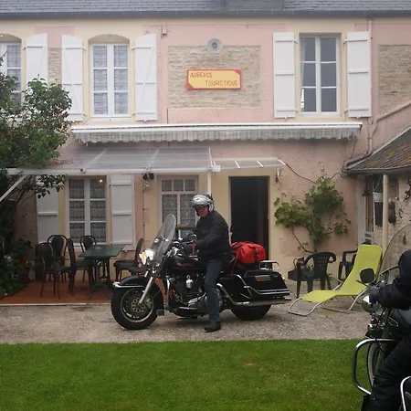 Bed & Breakfast Chambres Et Tables D'hotes A L'auberge Touristique 3*