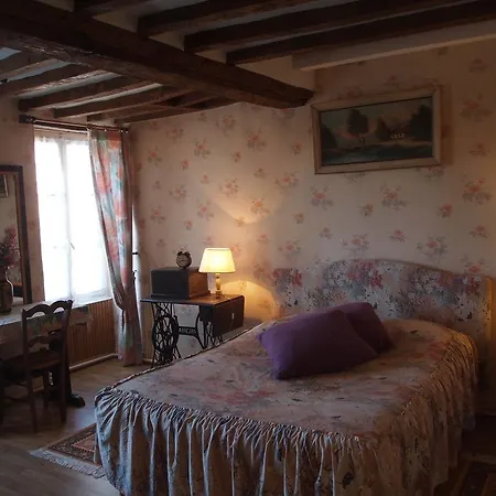 Et Tables D'hotes A L'auberge Touristique Meuvaines