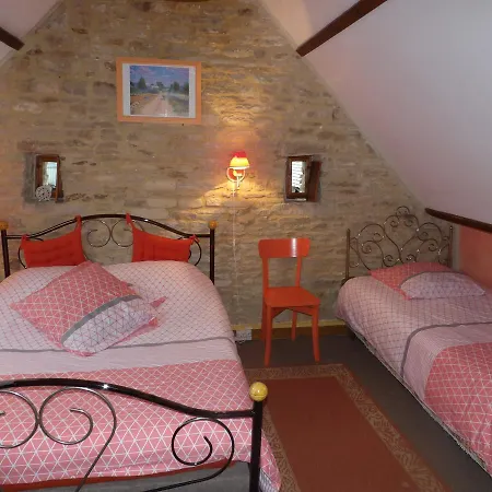 Chambres Et Tables D'hotes A L'auberge Touristique Meuvaines