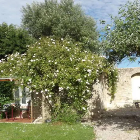 Bed & Breakfast Chambres Et Tables D'hotes A L'auberge Touristique Meuvaines