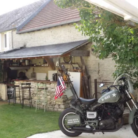 Bed & Breakfast Chambres Et Tables D'hotes A L'auberge Touristique Meuvaines