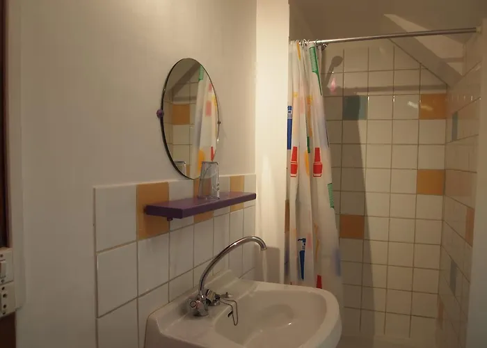 Et Tables D'hotes A L'auberge Touristique 3* Meuvaines