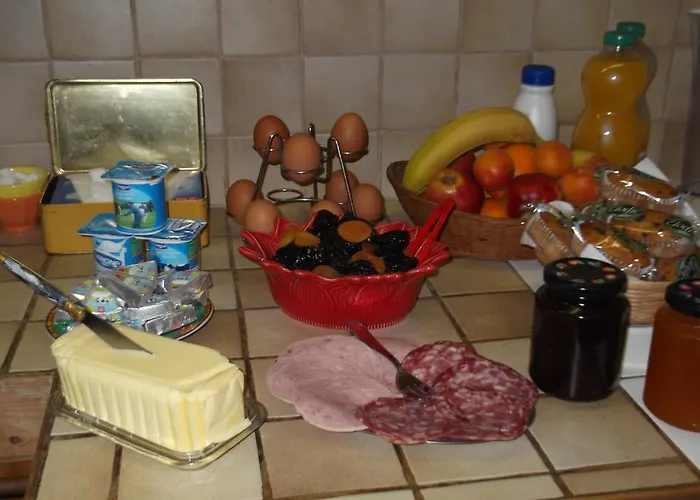 فندق مبيت وإفطار Et Tables D'hotes A L'auberge Touristique Meuvaines