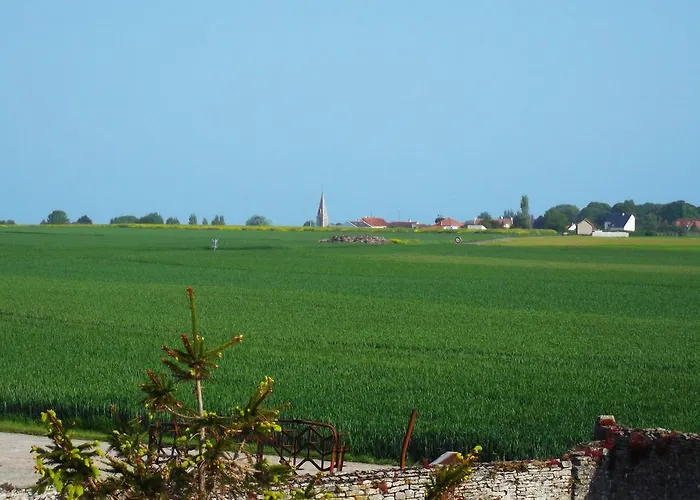 فندق مبيت وإفطار Et Tables D'hotes A L'auberge Touristique Meuvaines
