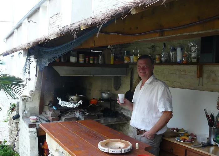 فندق مبيت وإفطار Et Tables D'hotes A L'auberge Touristique 3*