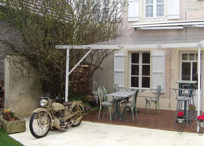 Et Tables D'hotes A L'auberge Touristique 3* Meuvaines