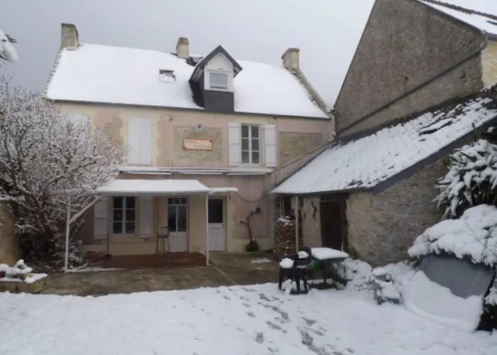 Et Tables D'hotes A L'auberge Touristique 3*