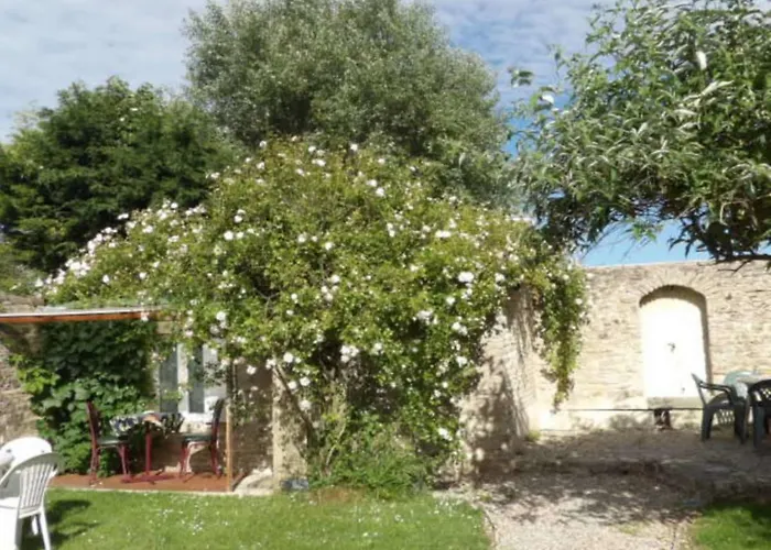 فندق مبيت وإفطار Et Tables D'hotes A L'auberge Touristique Meuvaines