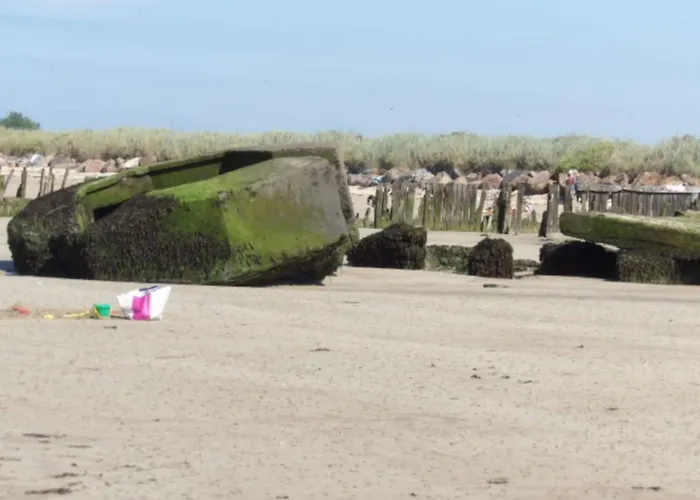 فندق مبيت وإفطار Et Tables D'hotes A L'auberge Touristique Meuvaines